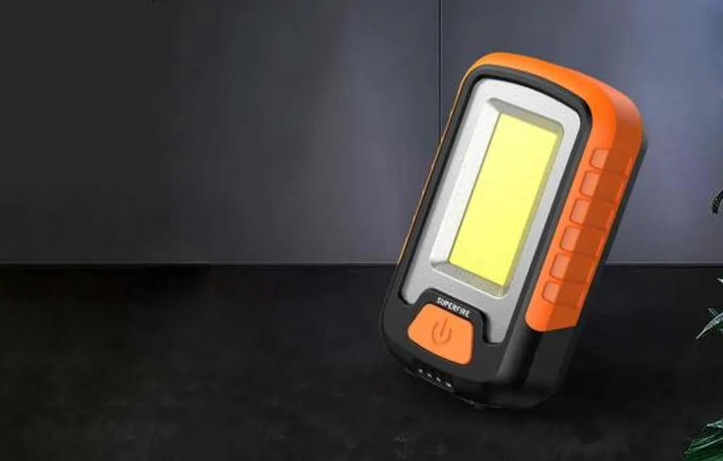 Superfire G21, LED Werkstatt-Taschenlampe, 650lm, USB