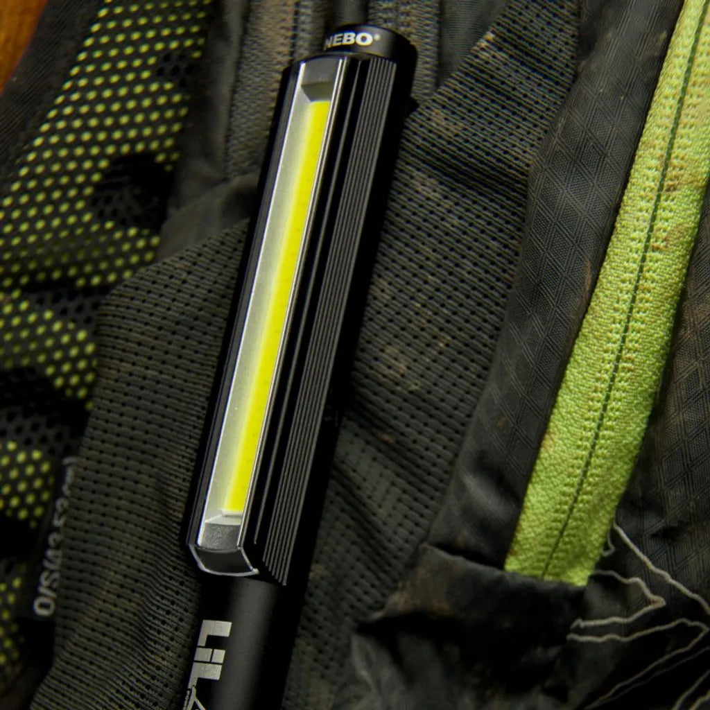 NEBO LIL LARRY™ Power Taschenlampe. 250 Lumen & Roter Blitzmodus, Schwarz