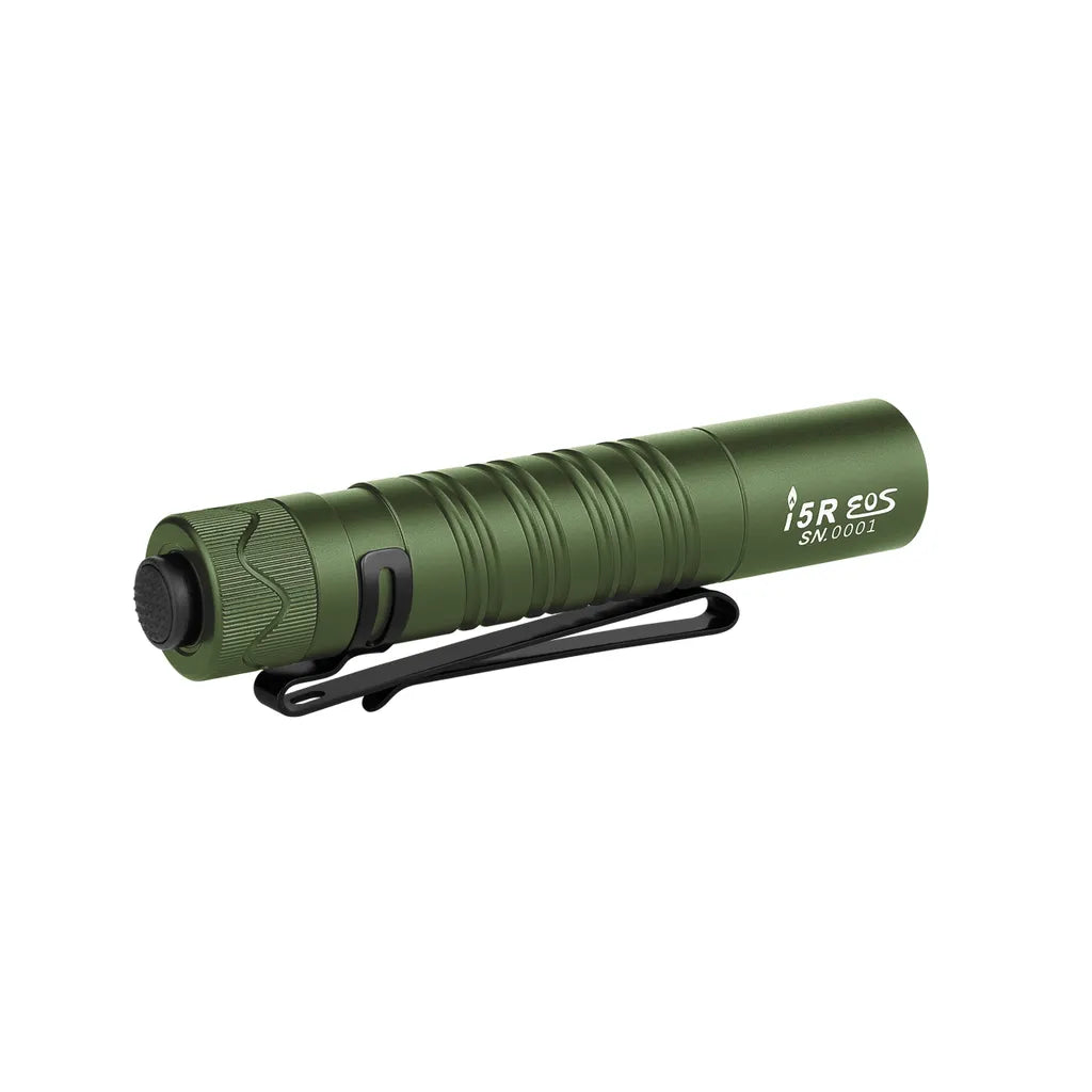  Olight I5R EOS Taschenlampe 350 Lumen Kalt Weiße LED 64 Meter Rechweite Und 37 Stunde Laufzeit Mit Heckschalter 1420mAh Batterie Per USB Wiederaufladbar Grün
