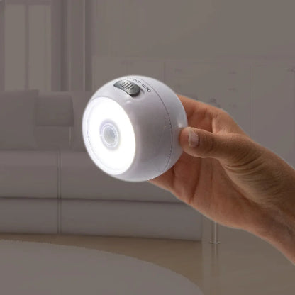  HandyLUX LightBall LED Powerlicht- Ball - 360 Grad Drehbar - Magnetisch - Batterie-Leuchte | Taschenlampe - Bewegungssensor - Nachtlicht - Safe Touch Oberfläche - 4 Stück