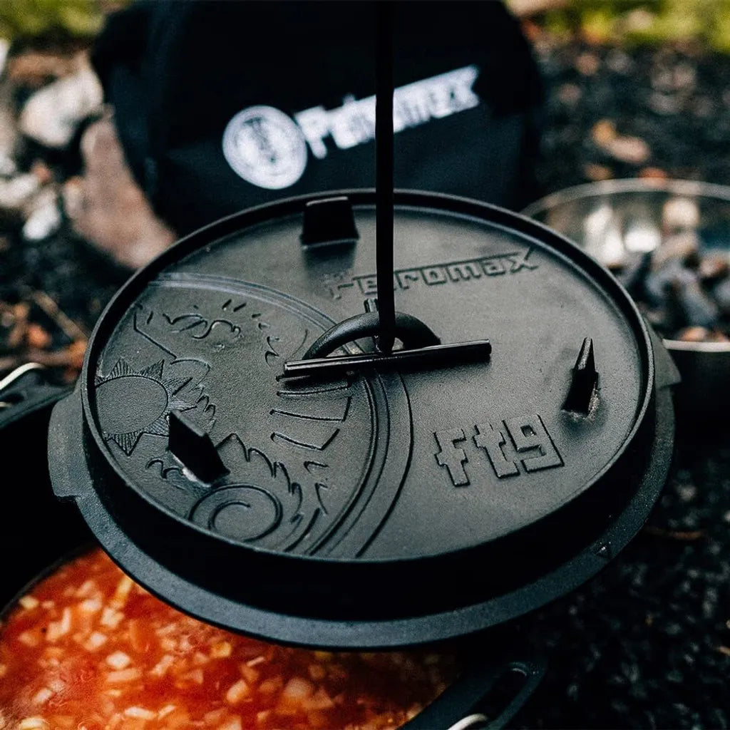  Petromax Feuertopf Dutch Oven Set Pflegepaste Deckelheber FT6 Mit Füßen