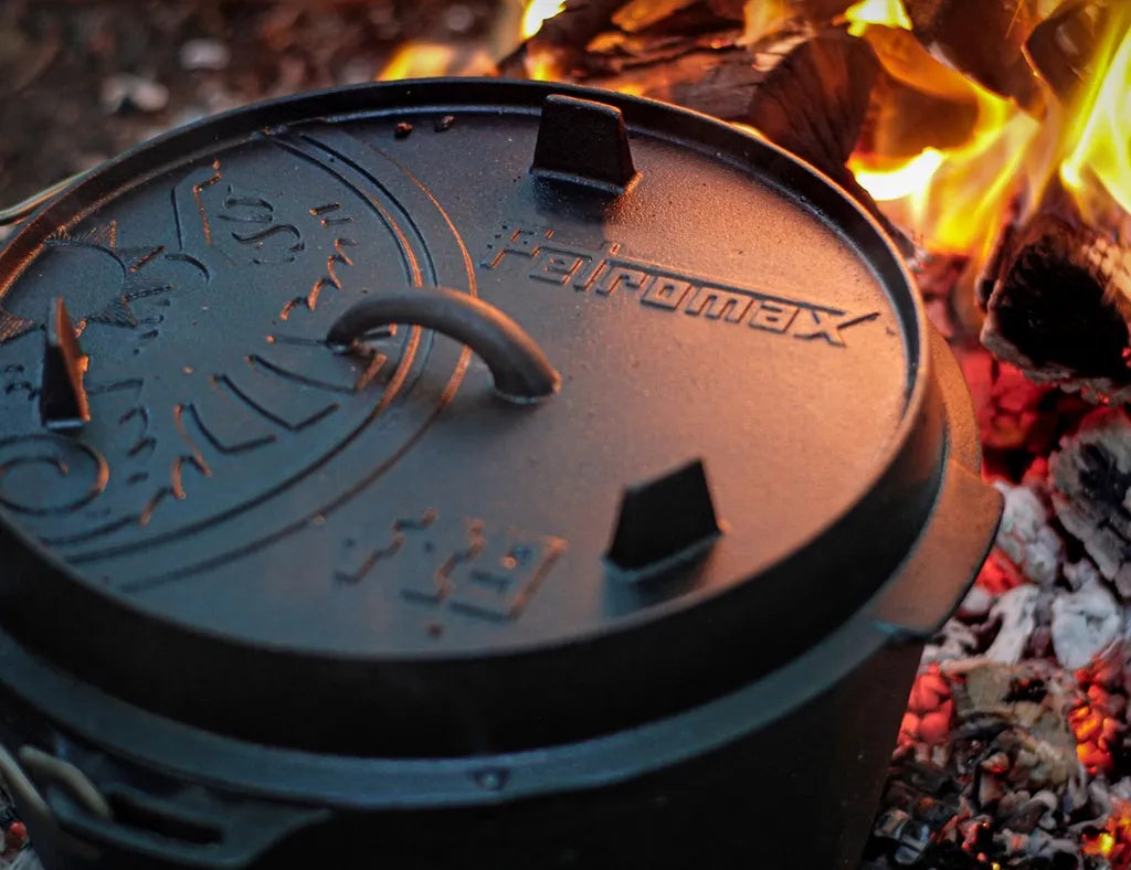  Petromax Feuertopf Ft9 Dutch Oven (mit Füßen) Set M. Deckelheber U. Pflegepaste