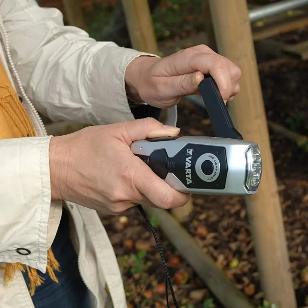  VARTA Taschenlampe "Dynamo Light LED" Spritzwassergeschützt