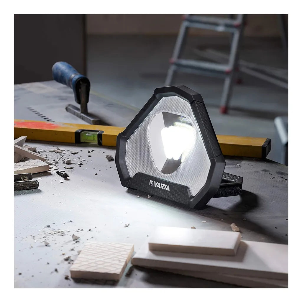  Varta Work Flex Stadium Light Mit Akku