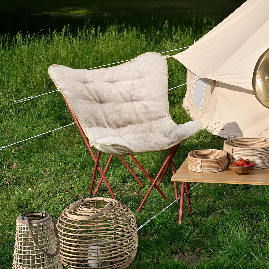  ProGression Butterfly Chair, Faltbarer Campingstuhl, Gepolsterter Klappstuhl Geeignet Für Strand Und Camping, Outdoor Loungesessel – 2,9 Kg, Beige