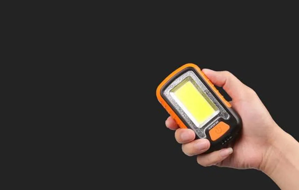  Superfire G21, LED Werkstatt-Taschenlampe, 650lm, USB