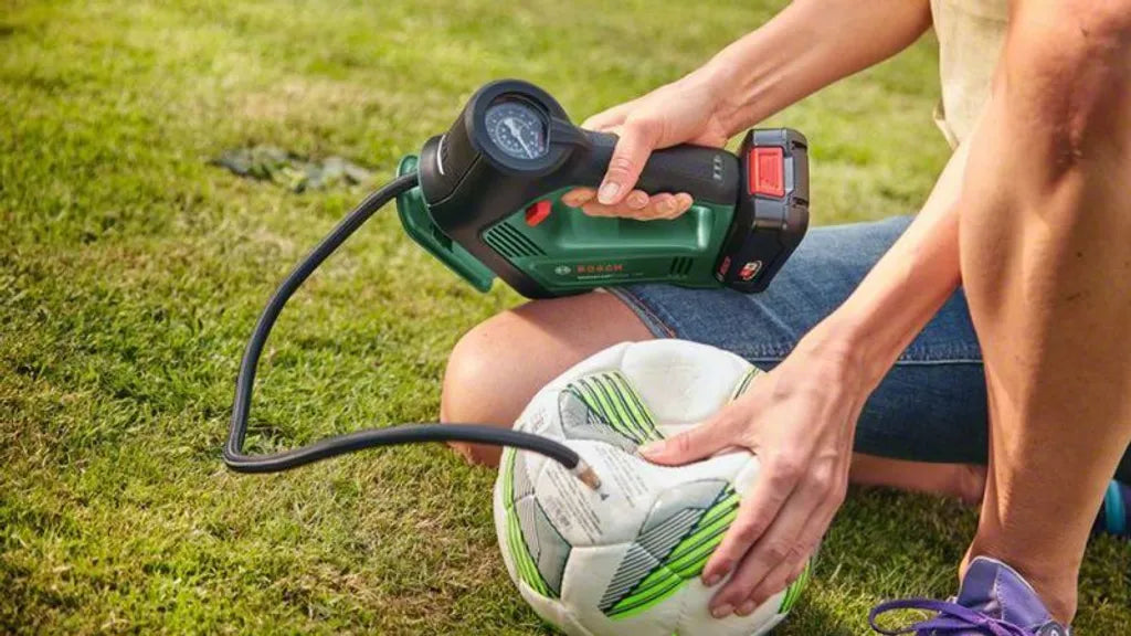 Bosch Akku-Luftpumpe UniversalPump 18V | Ohne Akku OhneLadegerät