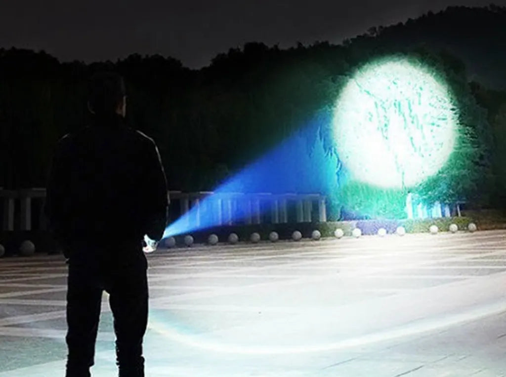  Taschenlampe LED 500 Meter Leuchtweite Militär Taktische USB Wiederaufladbar Wasserdichte Camping Taschenlampe, Notlicht