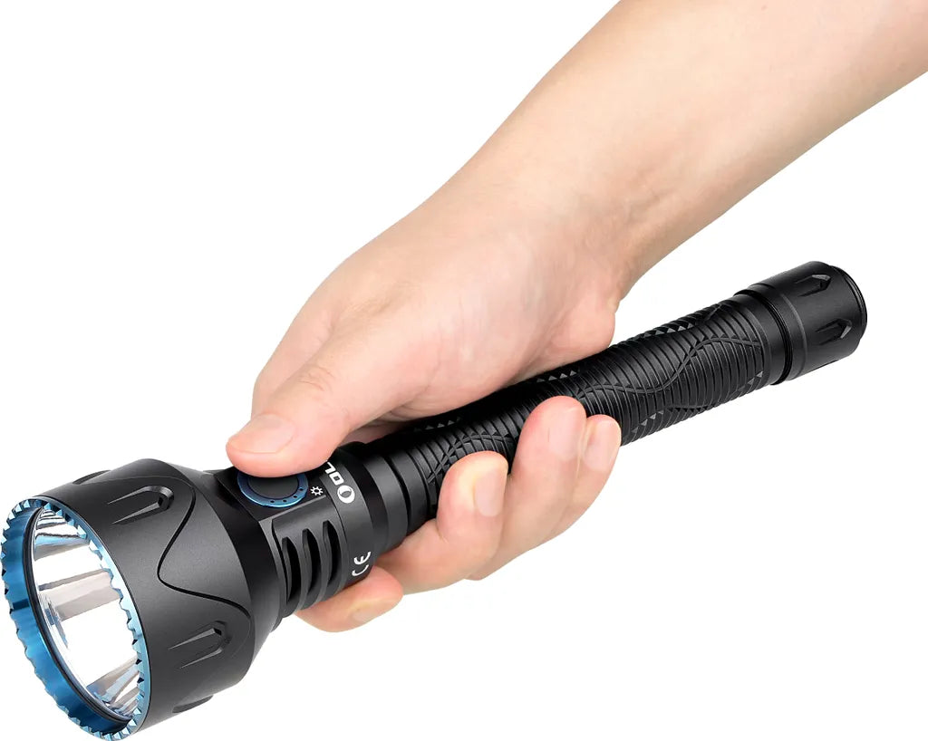  OLIGHT JAVELOT PRO 2 Leistungsstarke LED Taschenlampe Mit 2500 Lumen Und 1050 Meter Leuchtweite USB Aufladbar MCC3 Magnetisches Ladeskabel