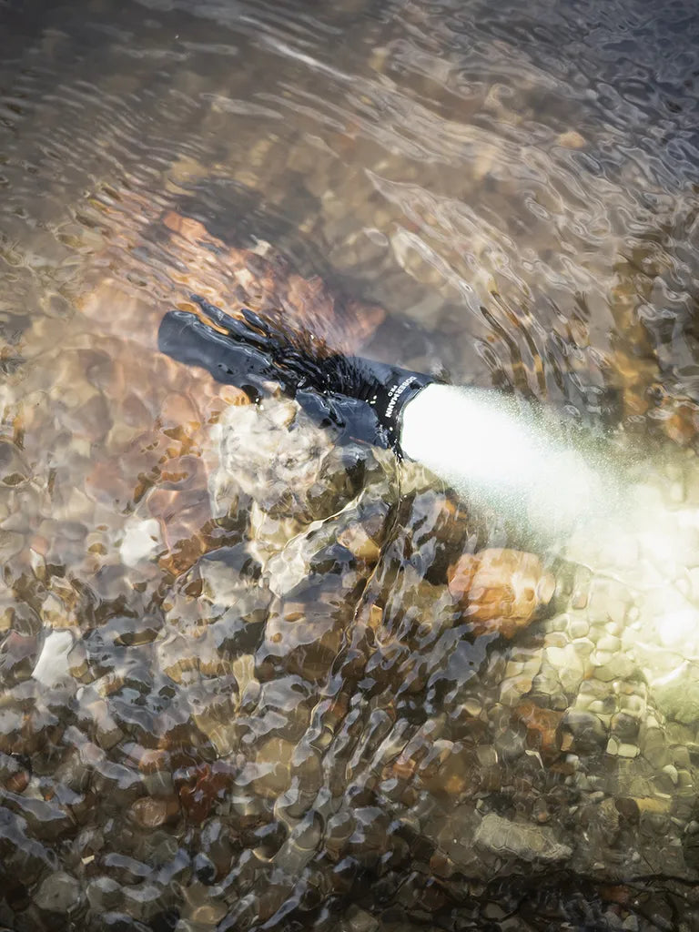  Armytek Dobermann Pro Magnet USB Warm