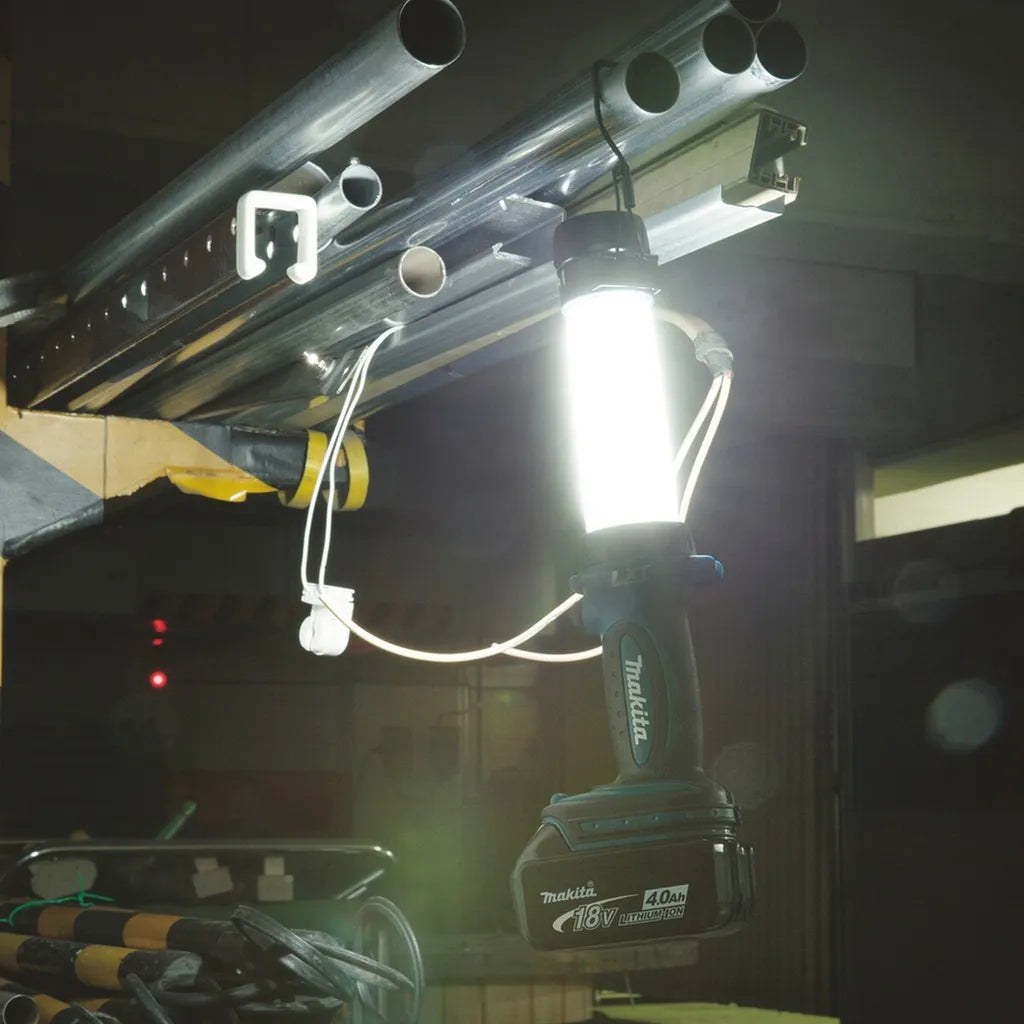  Makita® LED-Akku-Werkstattleuchte 2.100 Lx 620 Lm - DEADML806